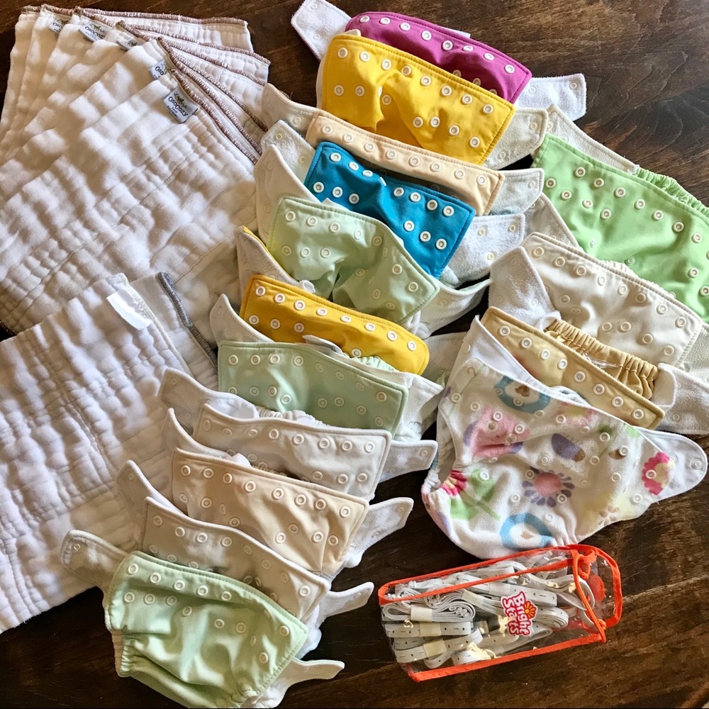 Cloth Diaper Lot! 15 Covers. 9 Prefolds